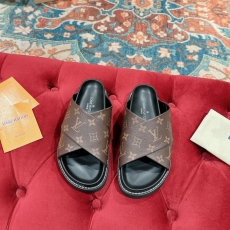 Louis Vuitton Slippers